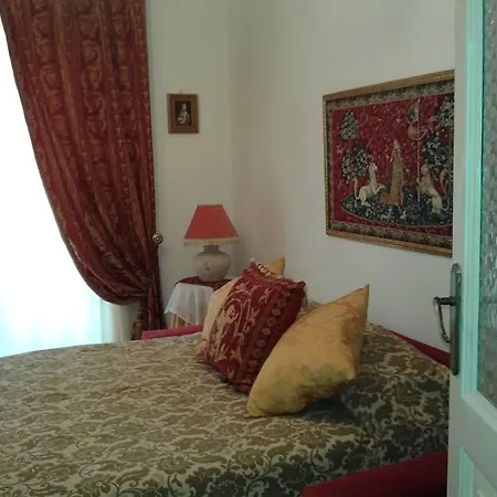 Bed and breakfast Old House *
